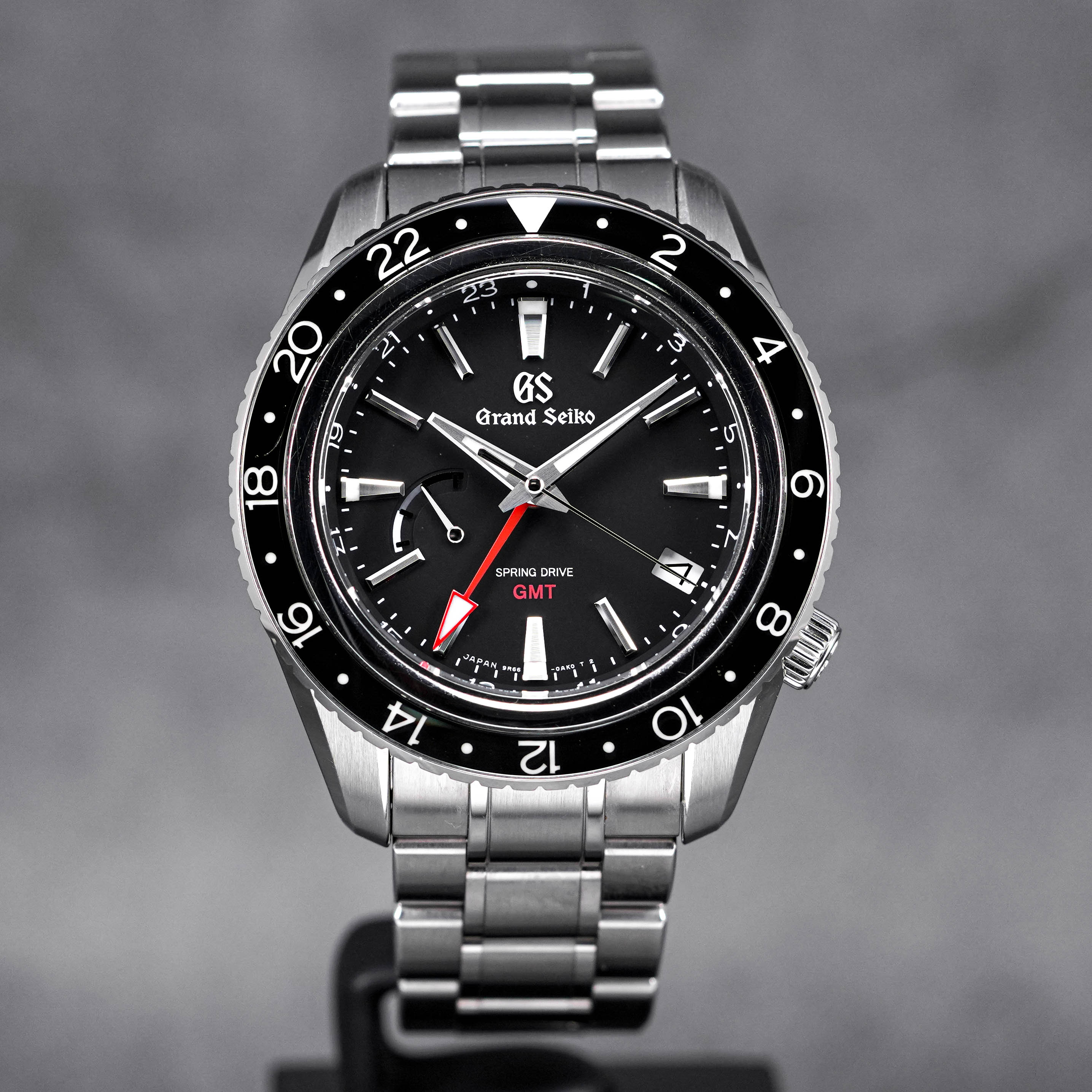 SEIKO GRAND SEIKO SPRING DRIVE GMT BLACK DIAL (2019) - OMNILUXE