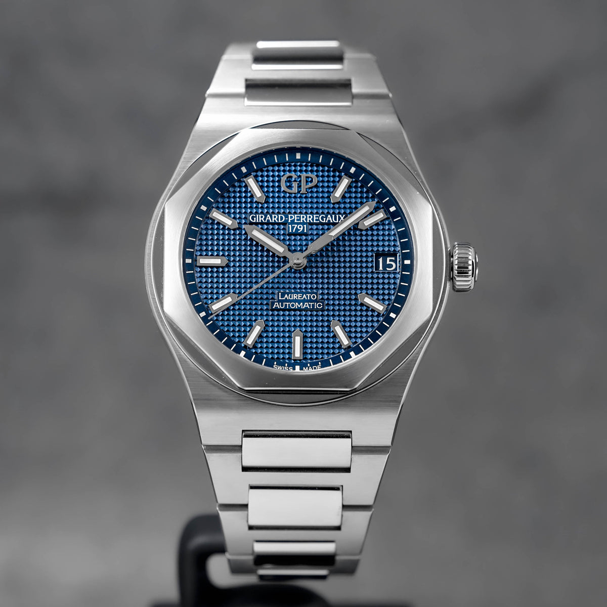 LAUREATO BLUE DIAL (2021)