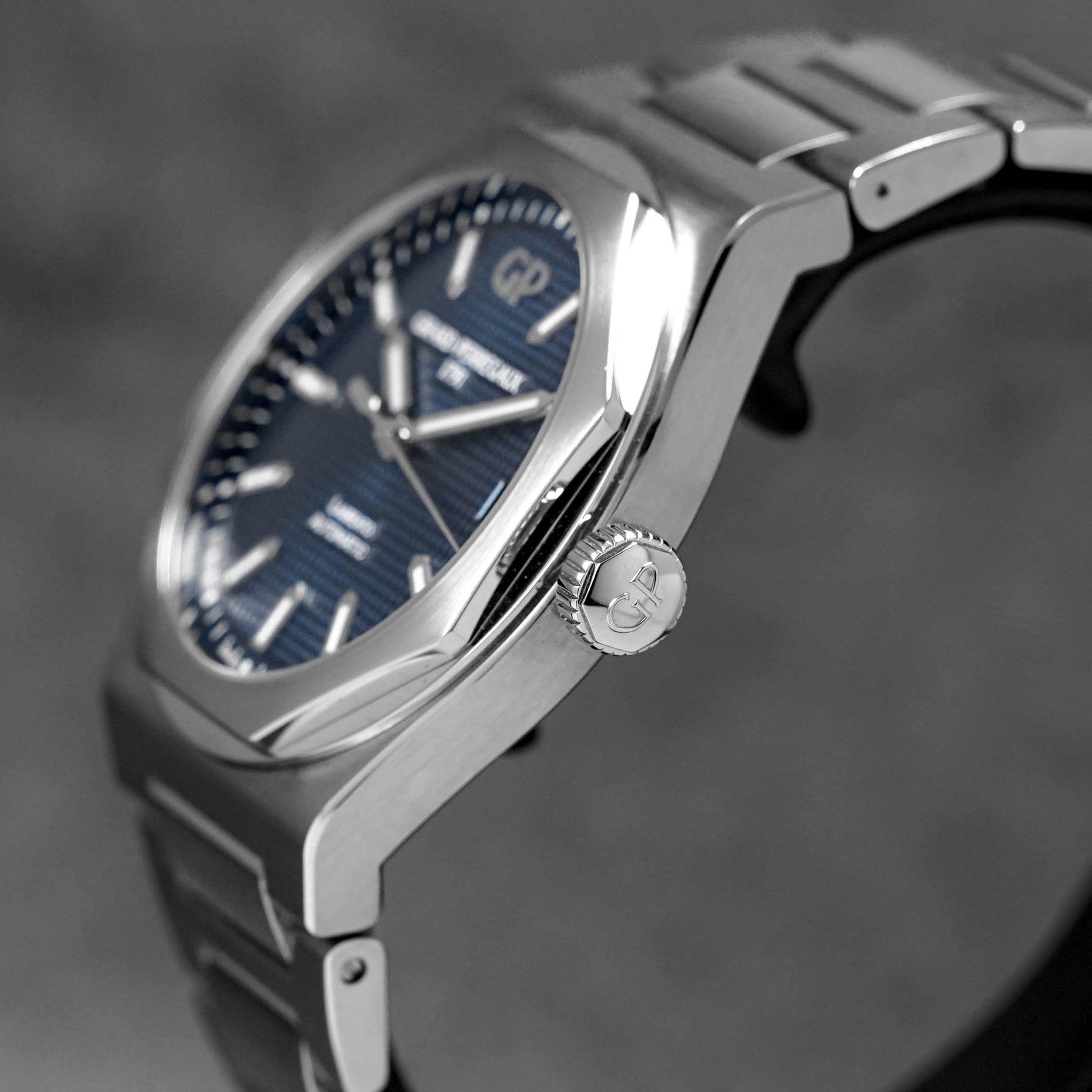 LAUREATO BLUE DIAL (2021)