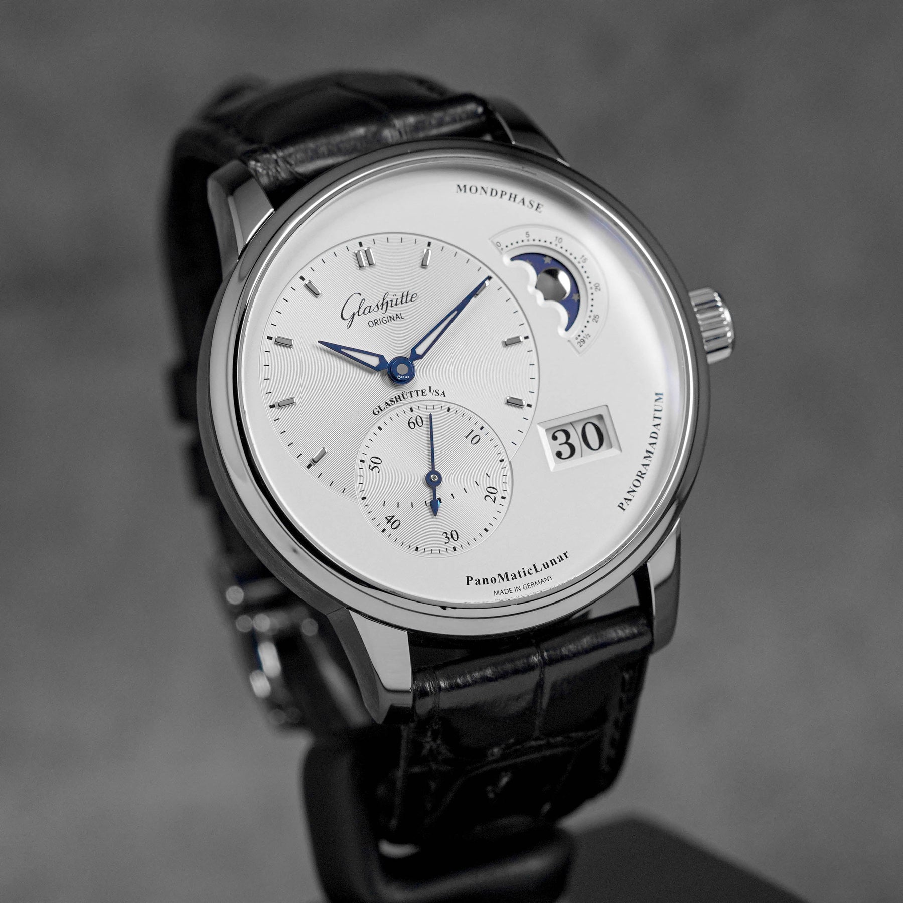 Harga Glashutte Original Panomaticlunar