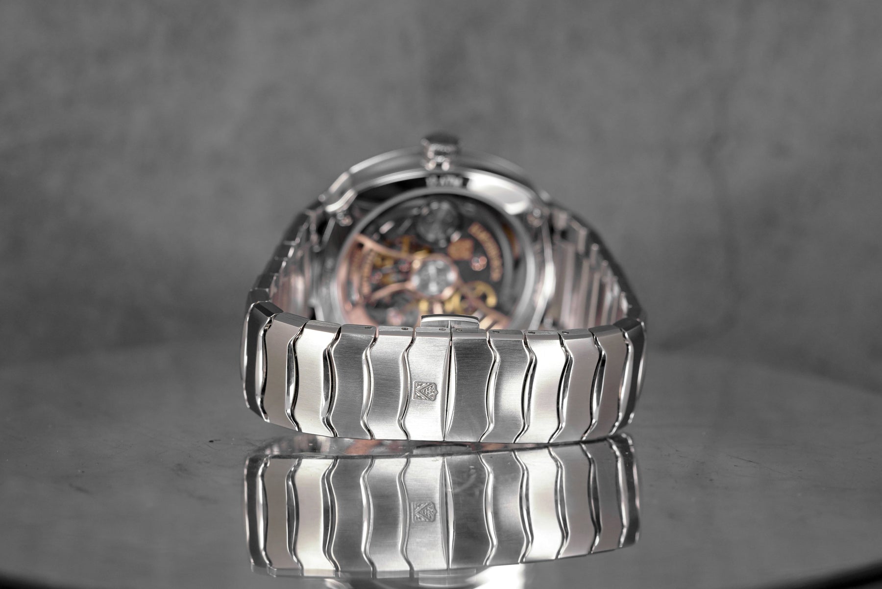 Harga H Moser Cie Streamliner Purple