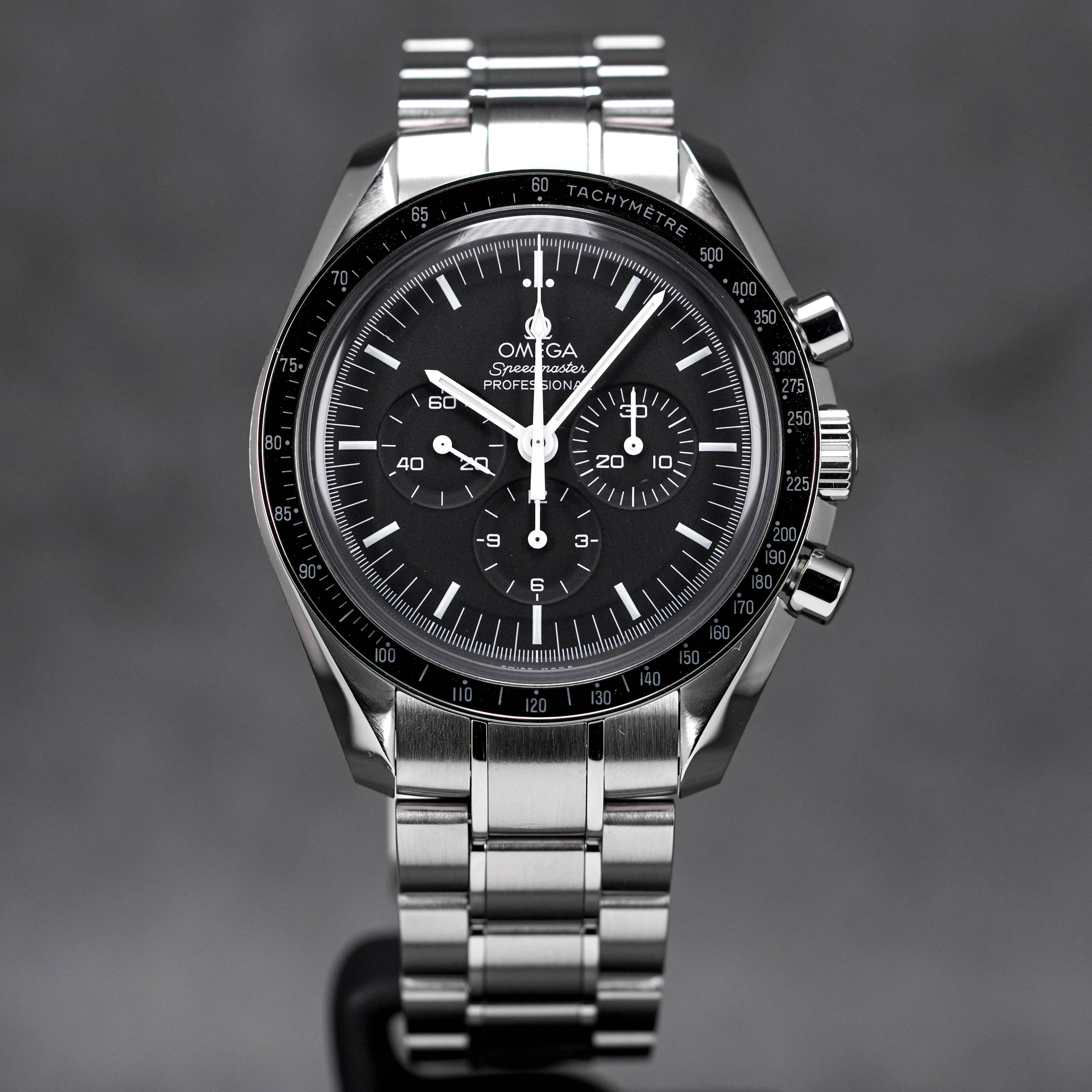 Omega speedmaster clearance moonwatch hesalite