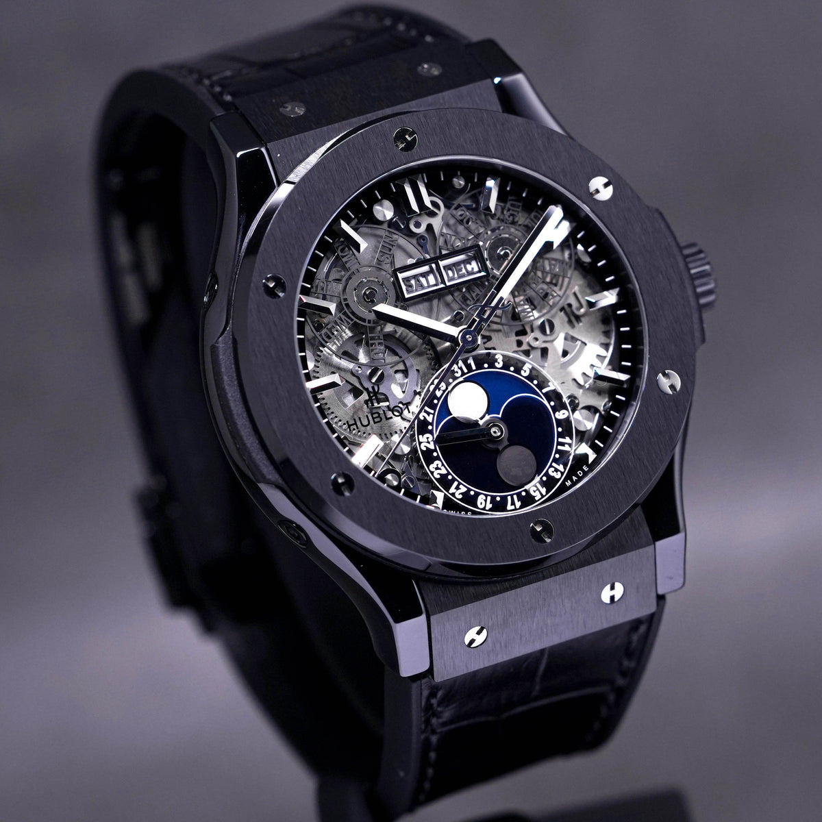 CLASSIC FUSION 45MM AEROFUSION MOONPHASE BLACK MAGIC (2021)