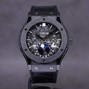 CLASSIC FUSION 45MM AEROFUSION MOONPHASE BLACK MAGIC (2021)