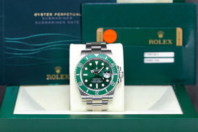 Rolex 116610LV Hulk