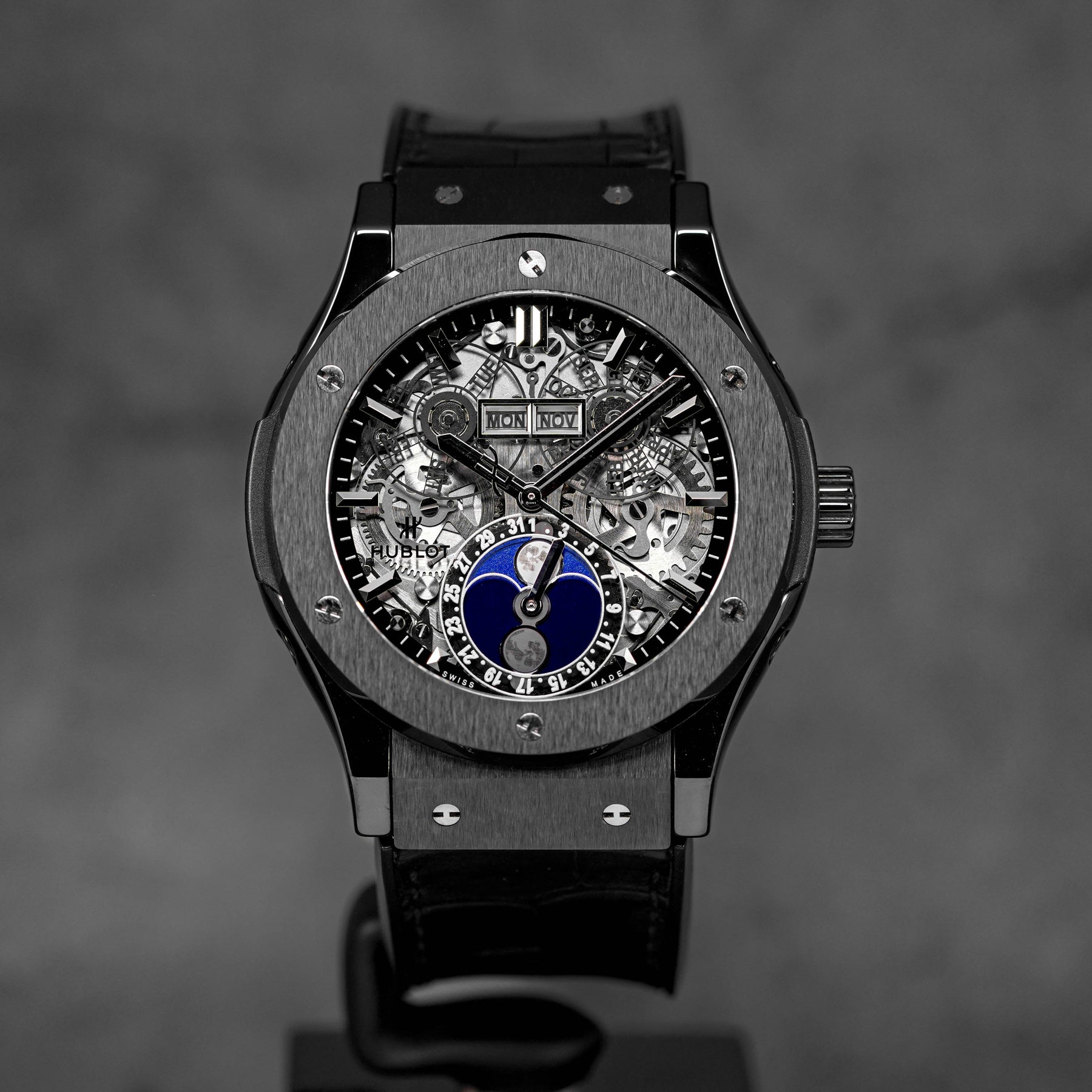 CLASSIC FUSION 45MM AEROFUSION MOONPHASE BLACK MAGIC CERAMIC (2018)