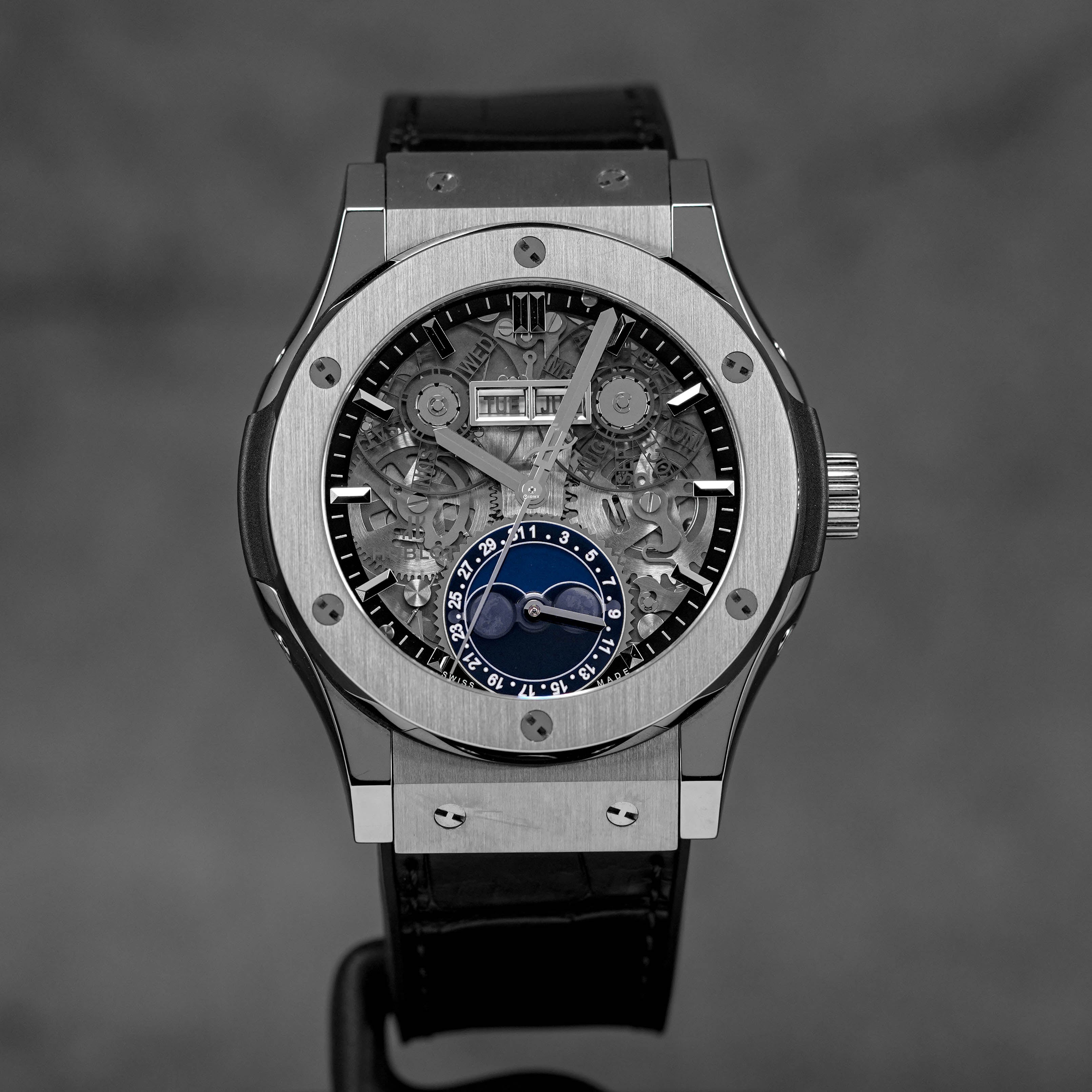 547 Nx Aerofusion Moonphase Titanium CLASSIC FUSION 42MM