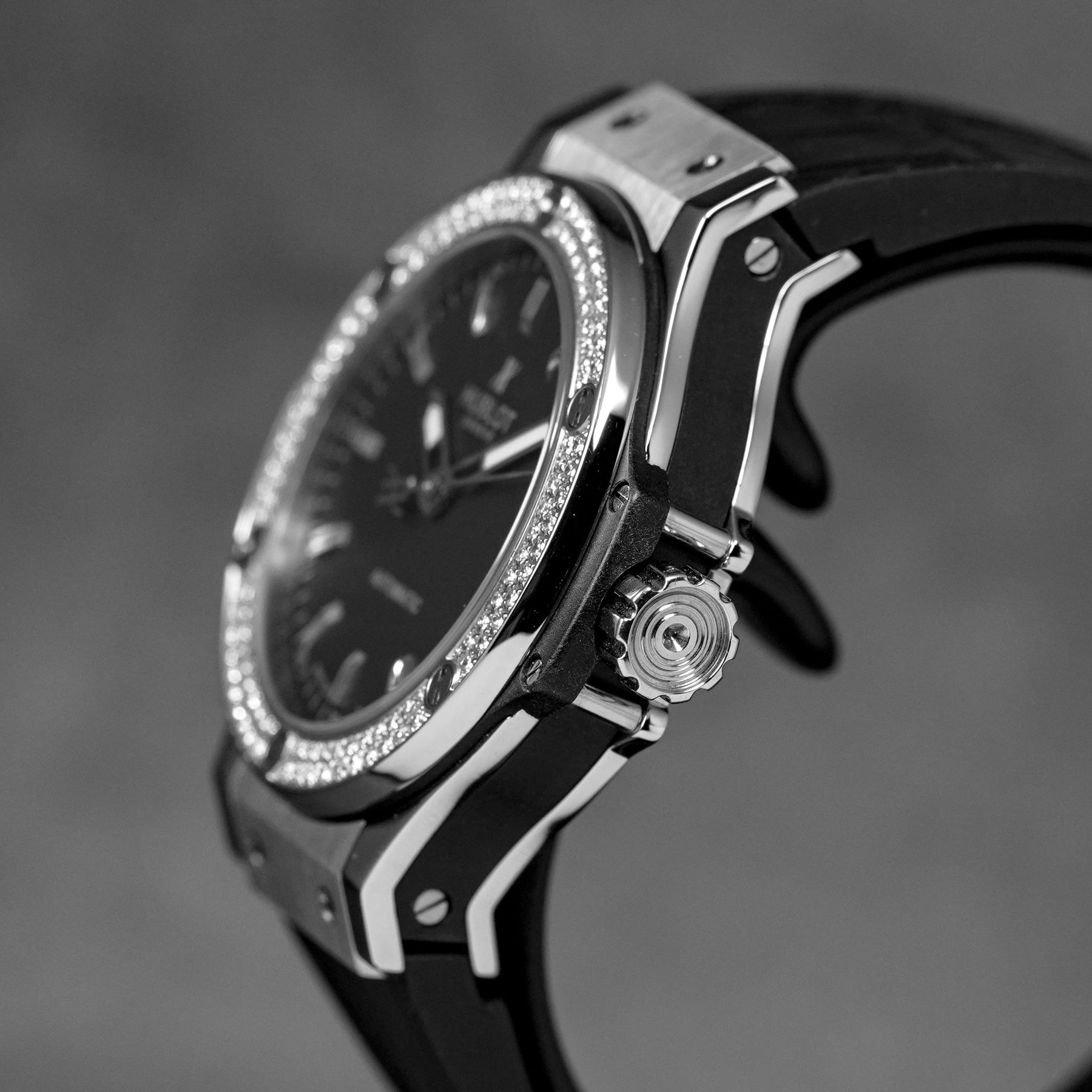 Harga Hublot Big Bang 38 Black Diamond