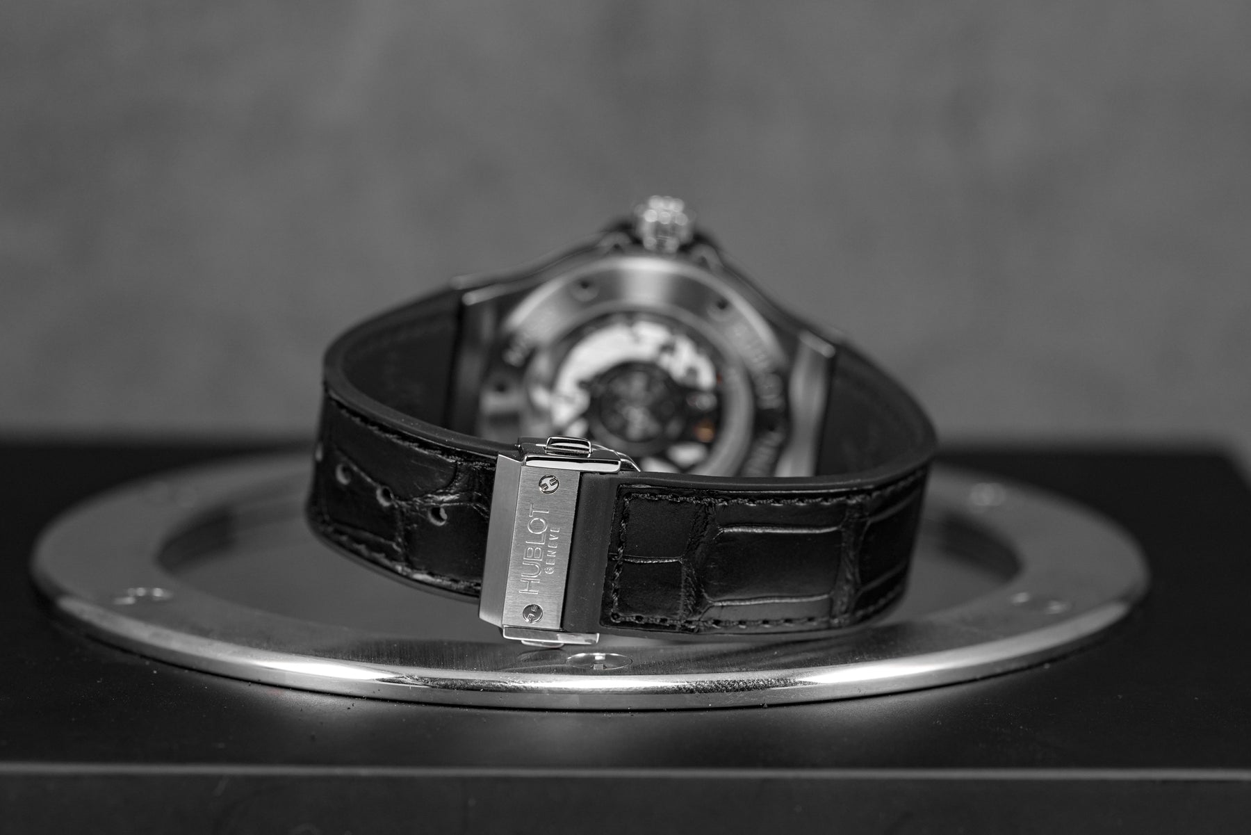 Harga Hublot Big Bang 38 Black Diamond