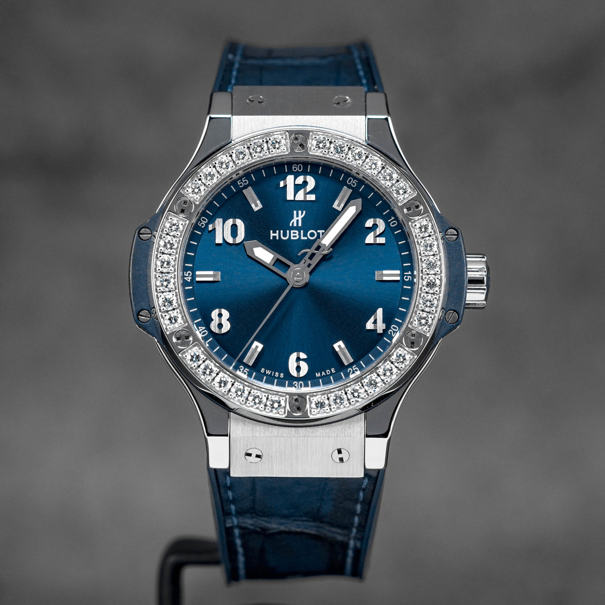 BIG BANG 38MM STEEL BLUE DIAMONDS (2019)
