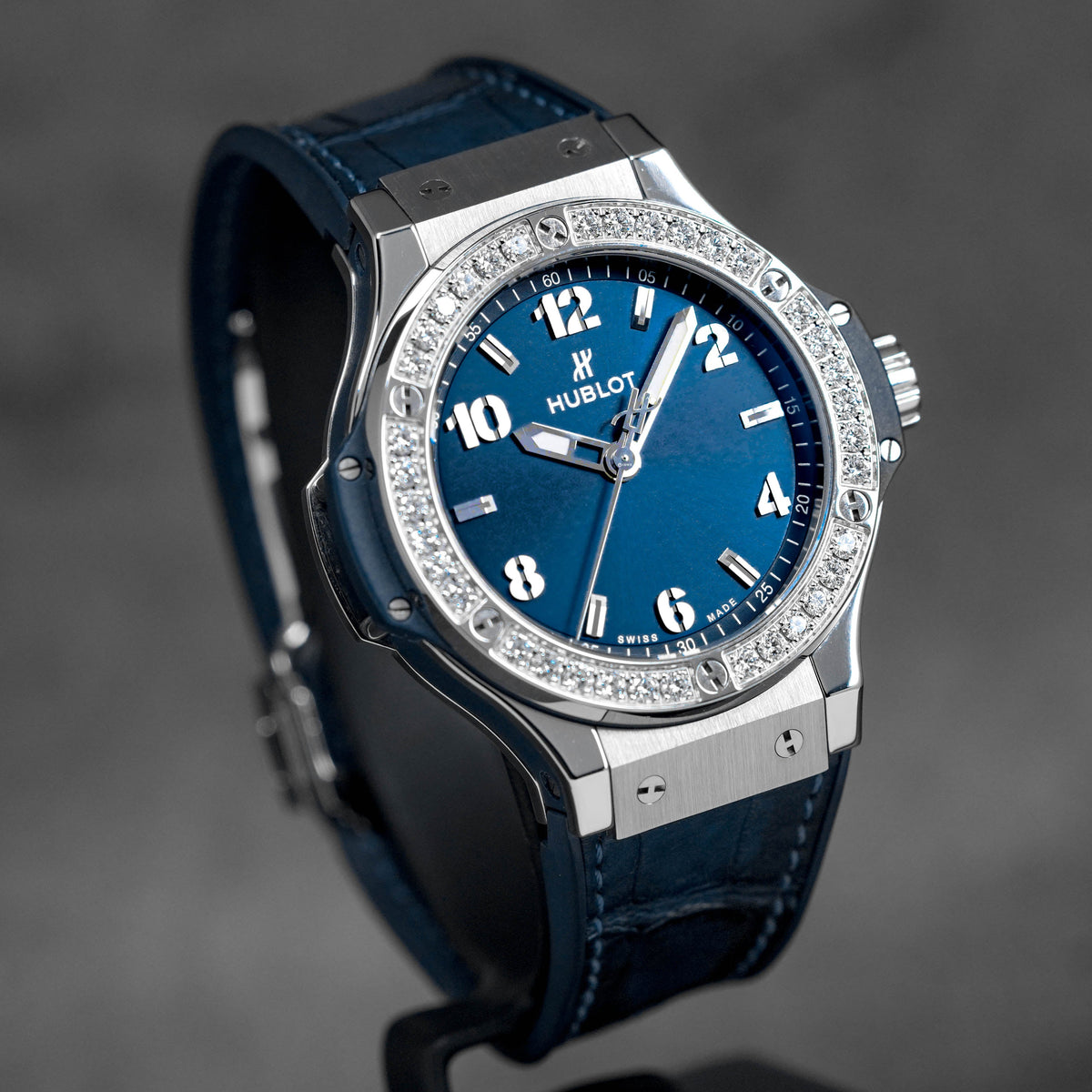 BIG BANG 38MM STEEL BLUE DIAMONDS (2019)
