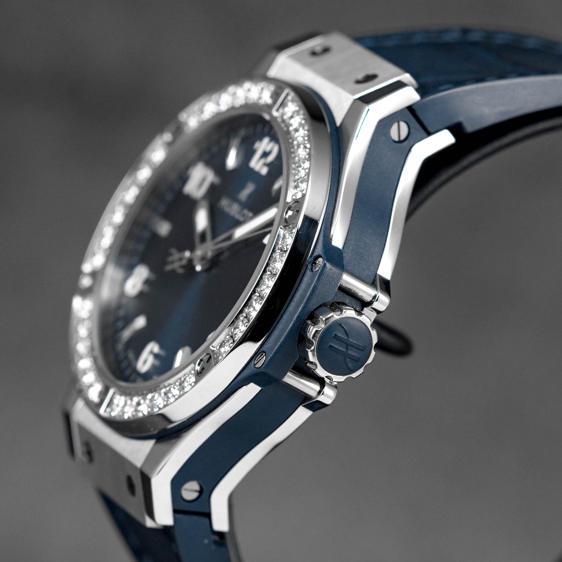 BIG BANG 38MM STEEL BLUE DIAMONDS (2019)