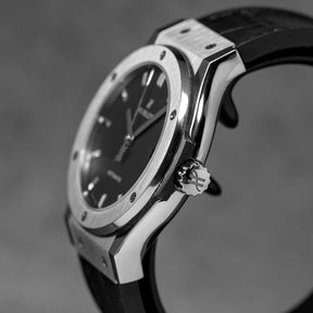 Harga Hublot Classic Fusion 42 Titanium Black