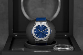 CLASSIC FUSION 45MM TITANIUM BLUE (2025)