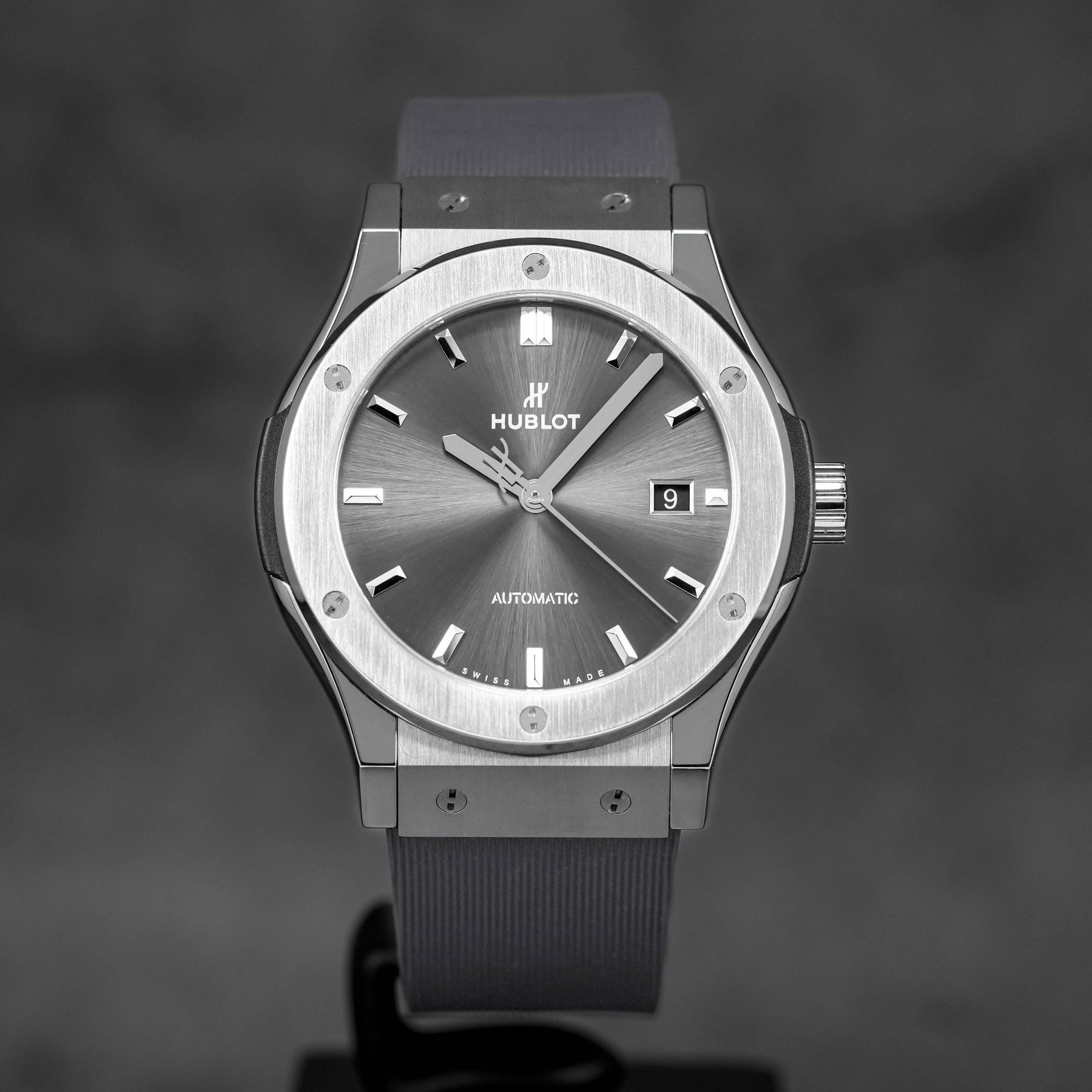 CLASSIC FUSION 42MM TITANIUM RACING GREY (2023)