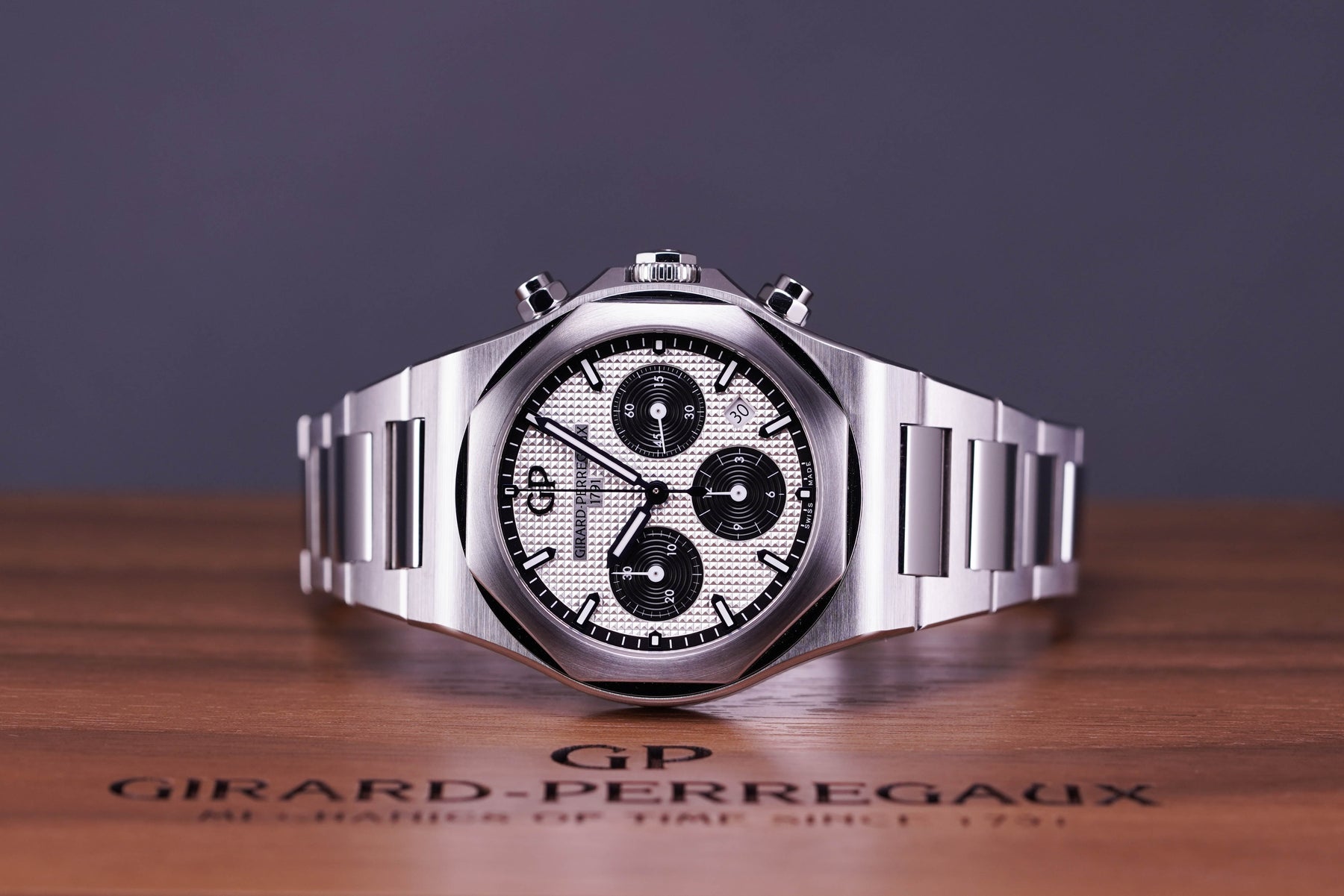 LAUREATO CHRONOGRAPH WHITE PANDA DIAL (2021)