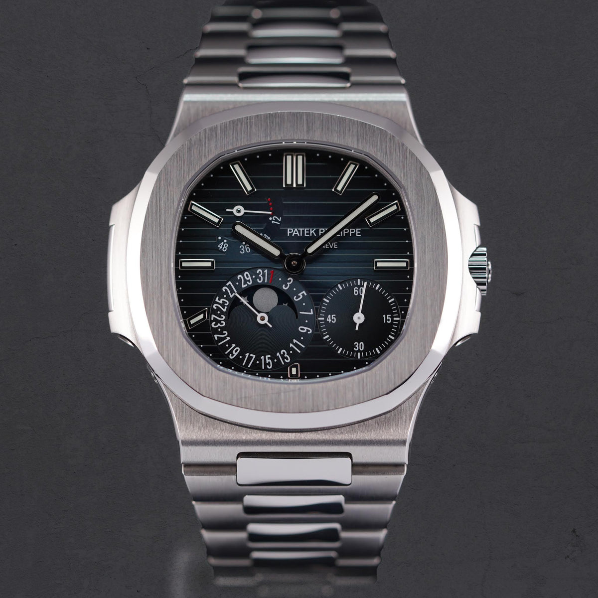 NAUTILUS 5712/1A MOONPHASE BLUE DIAL (2021)