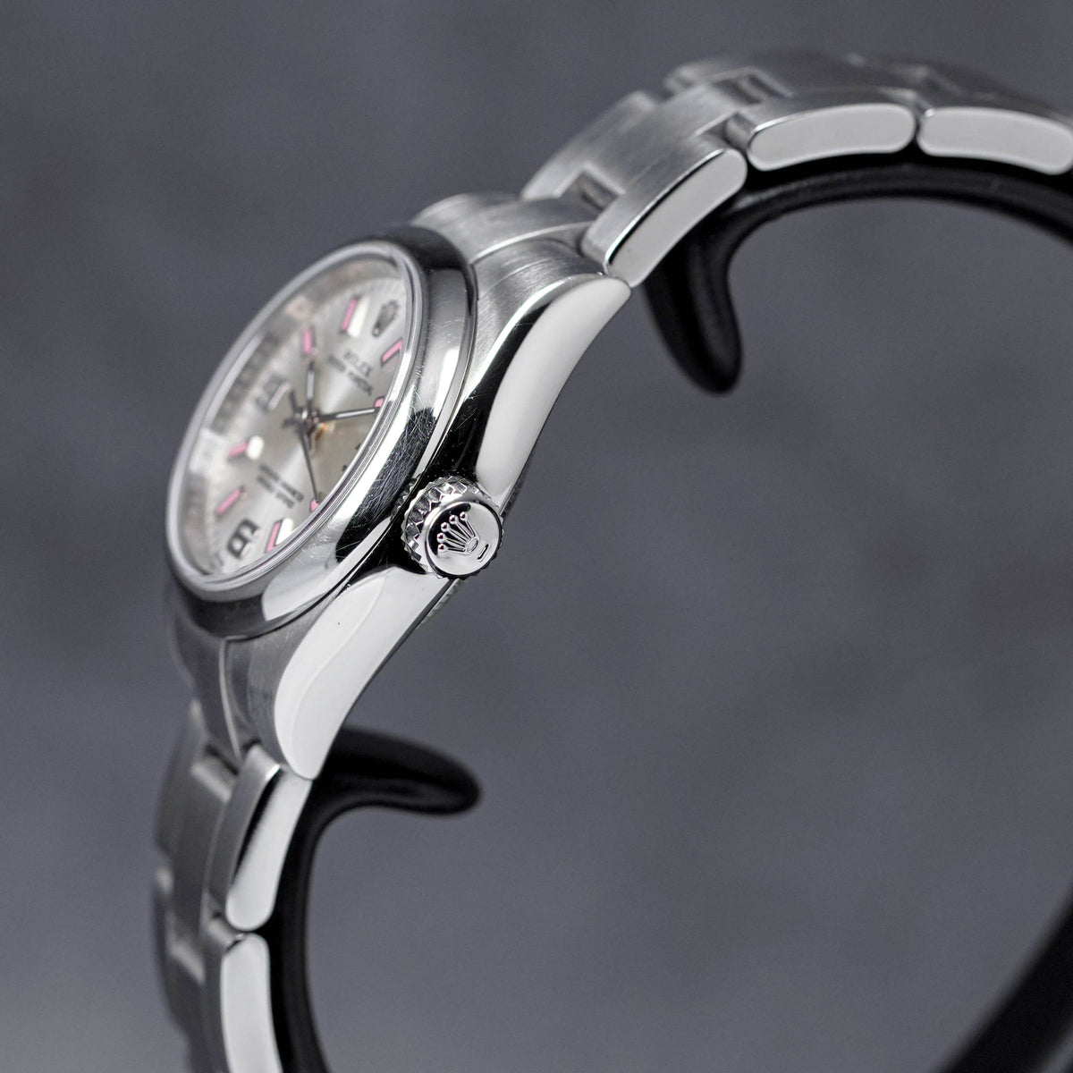 OYSTER PERPETUAL 26MM SILVER DIAL PINK INDEX (2010)