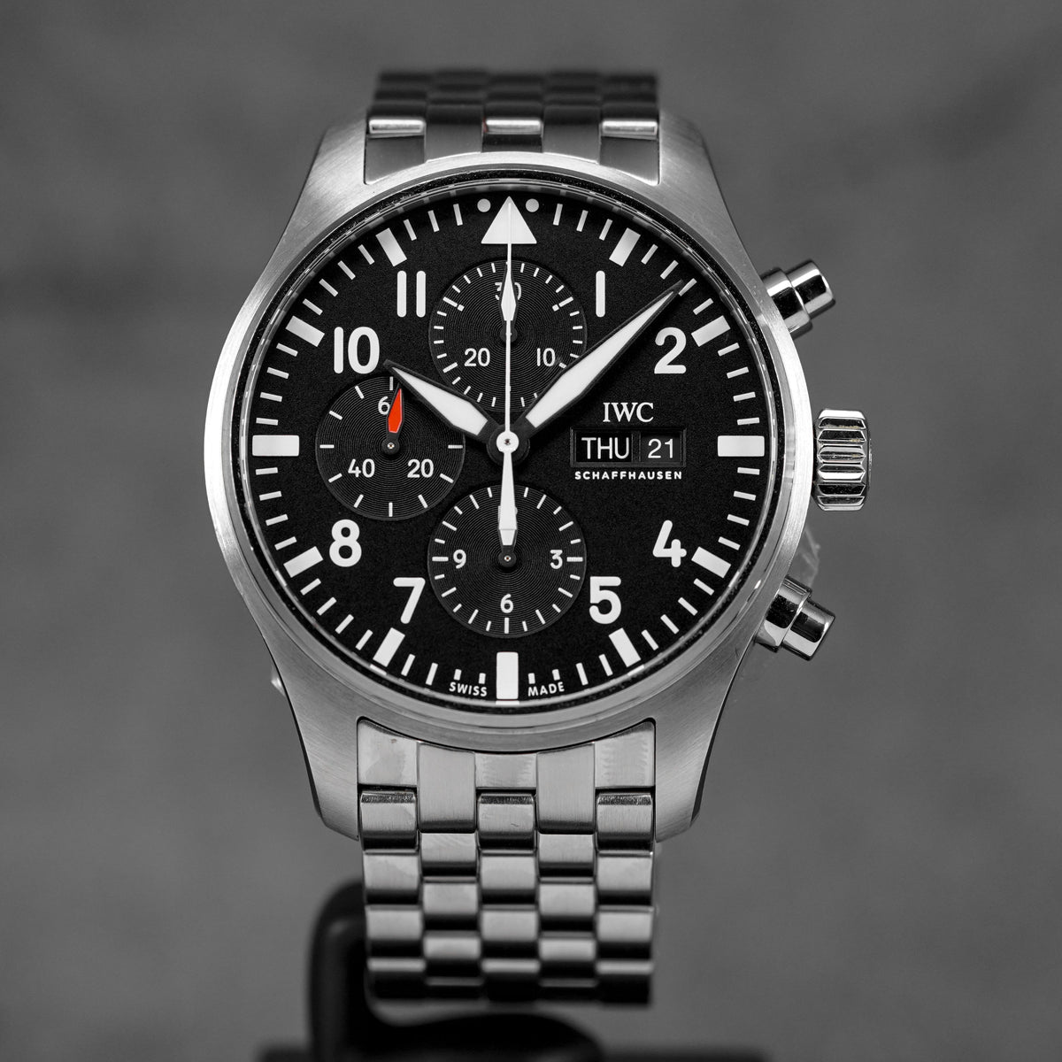 Harga IWC Pilot Chronograph Black