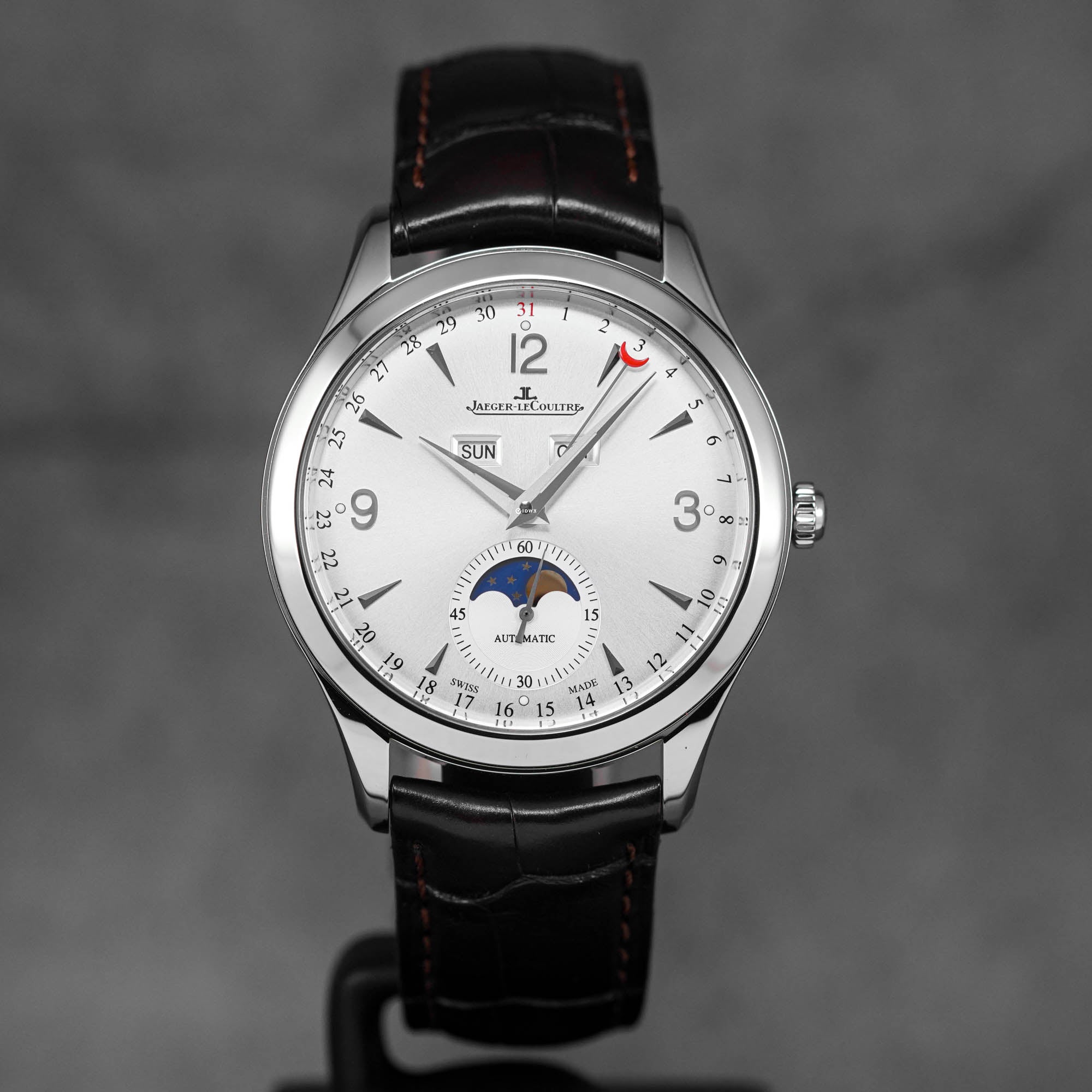 MASTER CONTROL CALENDAR MOONPHASE SILVER DIAL (2019)