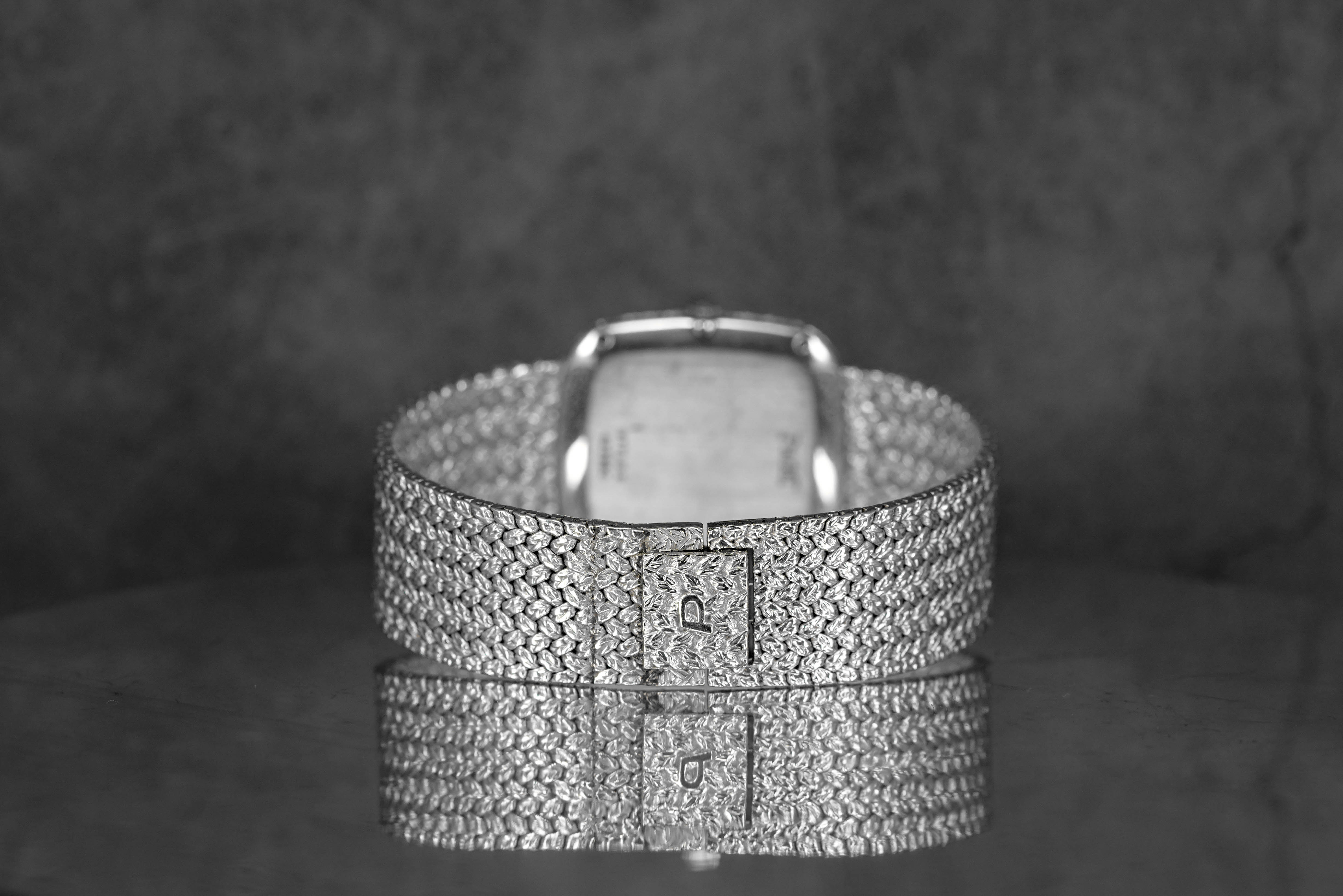 VINTAGE WHITEGOLD FULL PAVE DIAMOND & SAPPHIRE DIAL (WATCH ONLY)