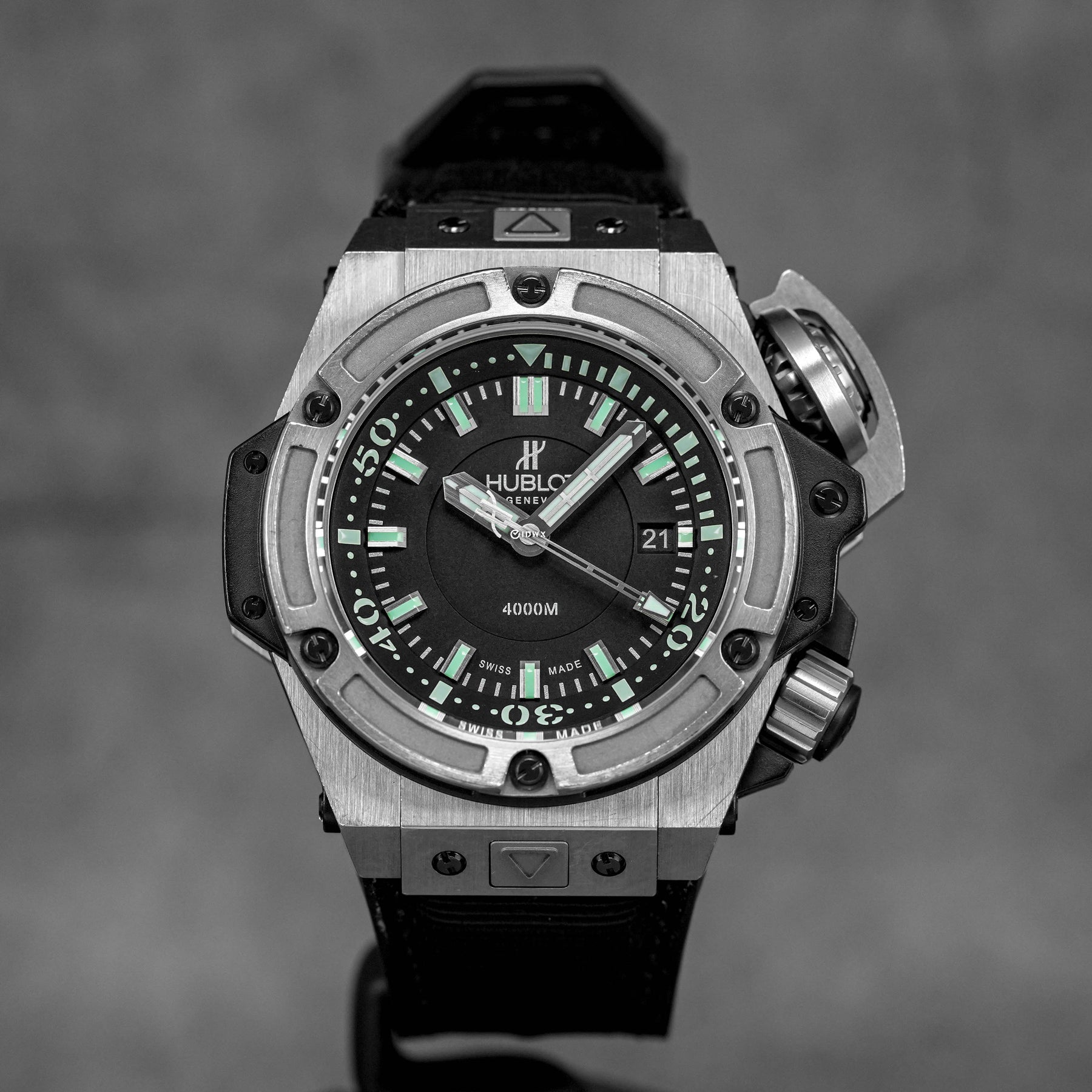 Harga King Power Oceanographic Black