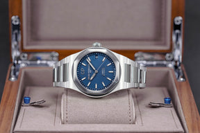 LAUREATO BLUE DIAL (2022)