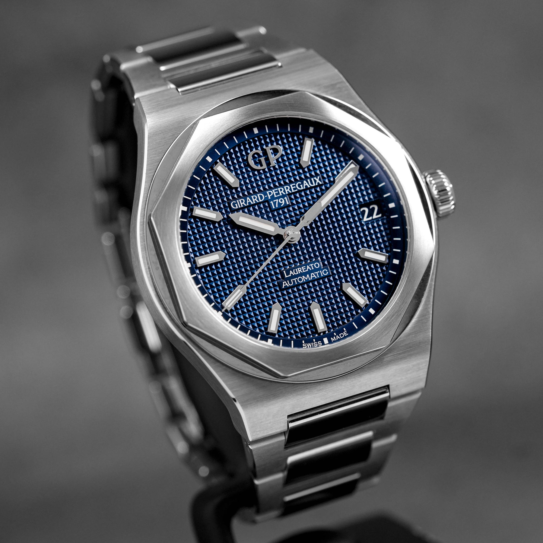 Laureato Blue