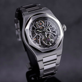 Girard Perregaux Laureato Arabic