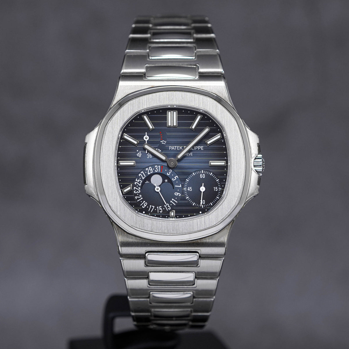 NAUTILUS 5712/1A MOONPHASE BLUE DIAL (2021)