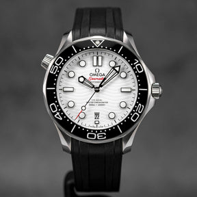 SEAMASTER DIVER 300 WHITE DIAL RUBBER STRAP (2022)