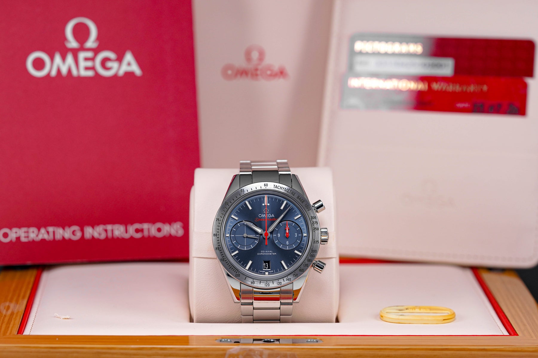 Jam omega speedmaster outlet automatic chronometer