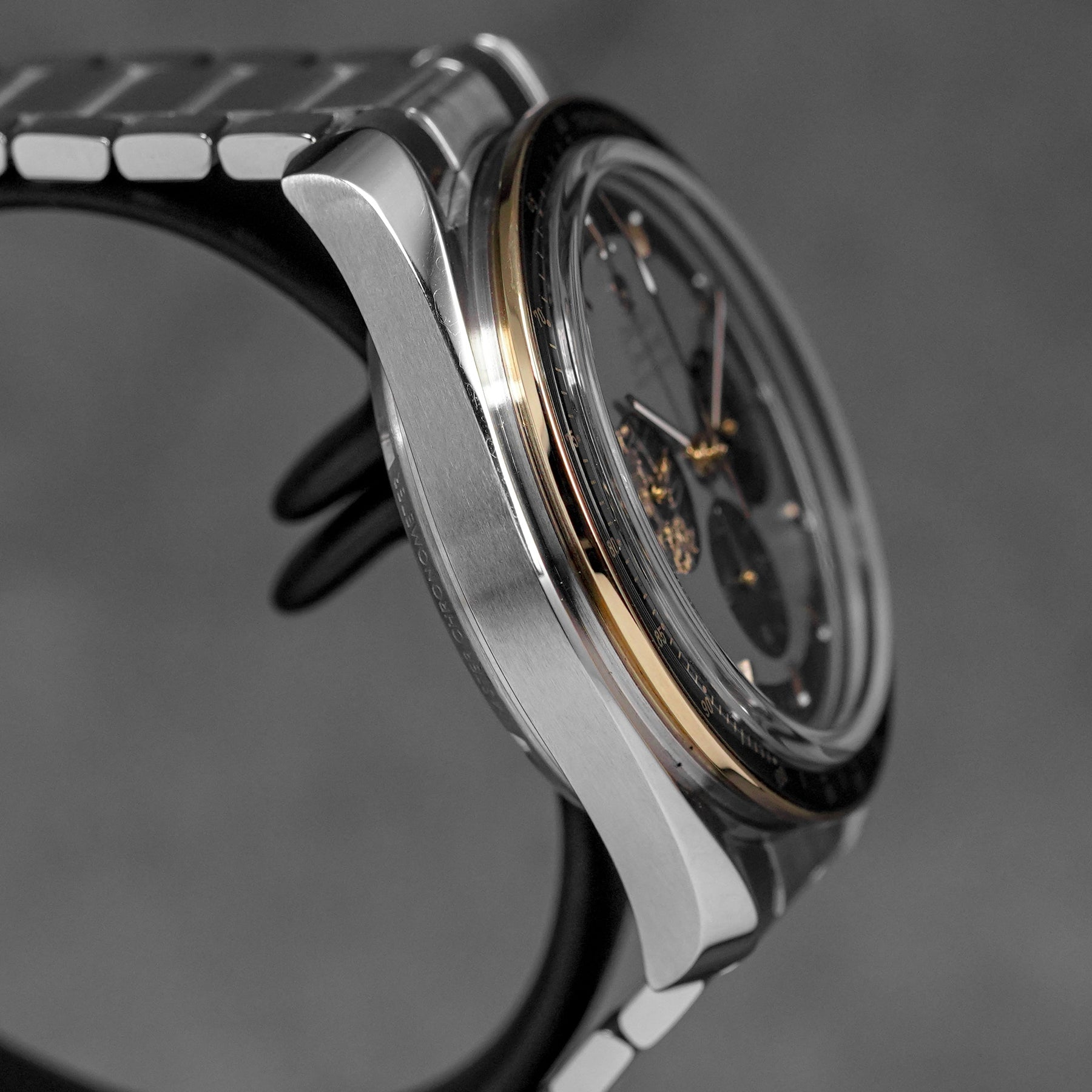 Harga Omega Speedmaster Moonwatch Apollo 11