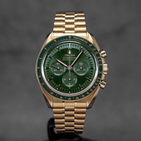 SPEEDMASTER MOONWATCH MOONSHINE GOLD GREEN DIAL (2023)