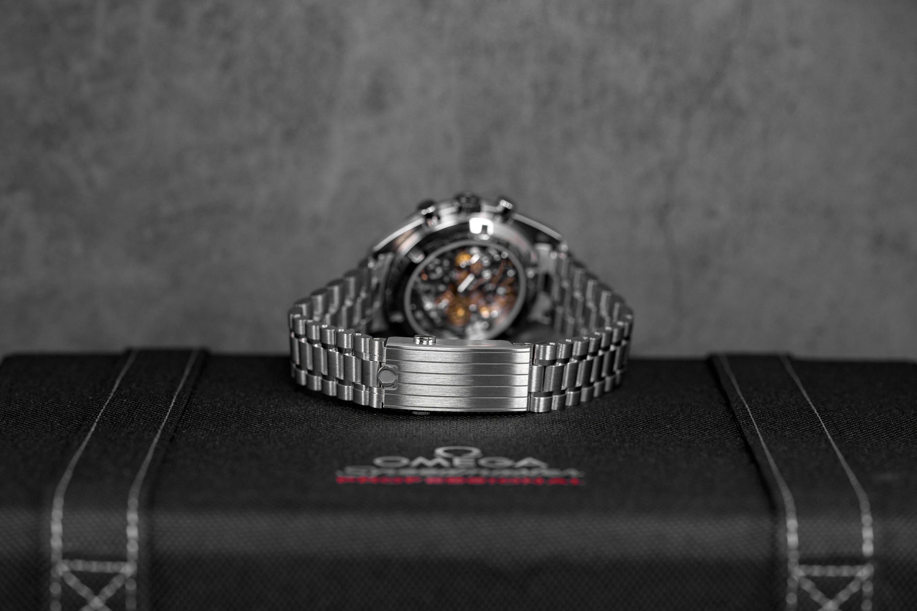 SPEEDMASTER MOONWATCH SAPPHIRE WHITE DIAL (2024)