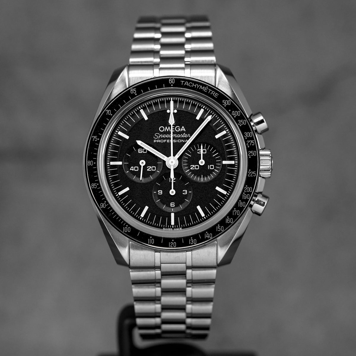 Harga Omega Speedmaster Moonwatch Sapphire