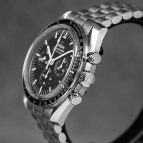 Harga Omega Speedmaster Moonwatch Sapphire