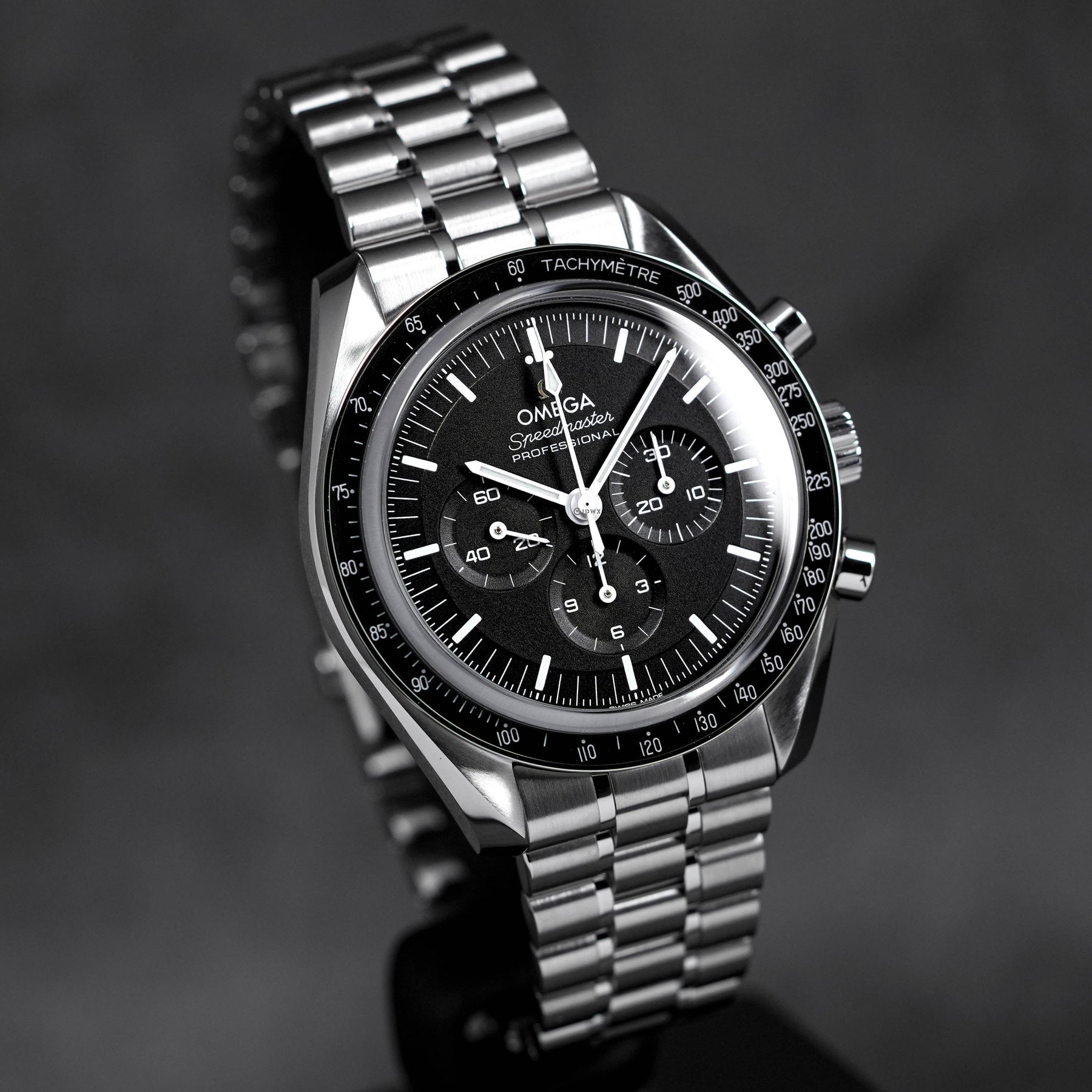 SPEEDMASTER MOONWATCH SAPPHIRE (2025)
