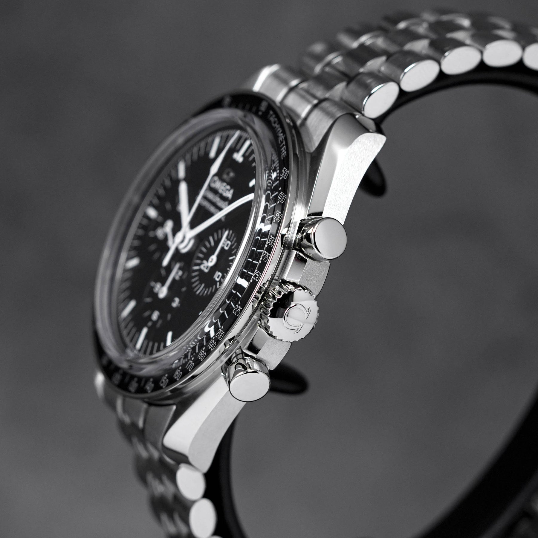 harga Omega Speedmaster Sapphire terbaru