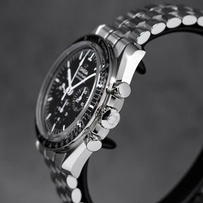 harga Omega Speedmaster Sapphire terbaru