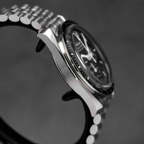 Omega Hesalite