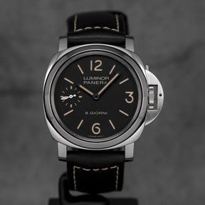 LUMINOR 8 GIORNI 44MM BLACK DIAL PAM 915 (2022)