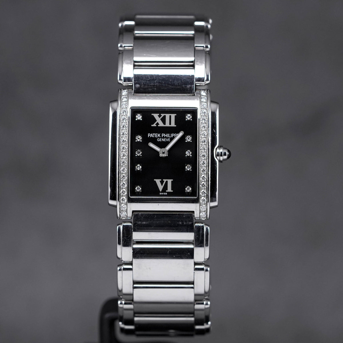 Patek Philippe 24 4910/10A