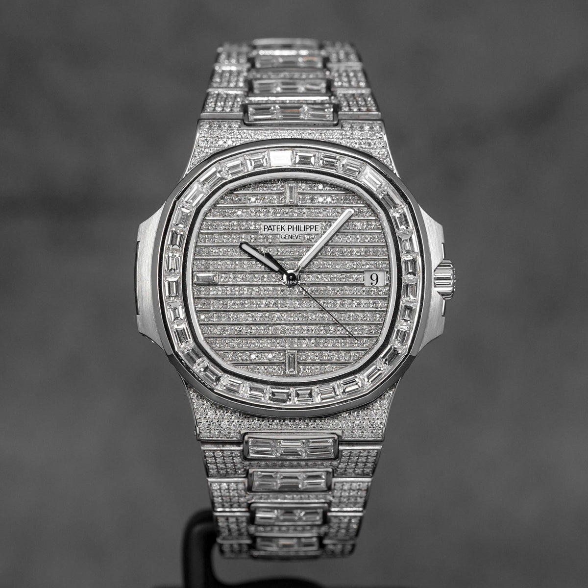 PATEK PHILIPPE NAUTILUS