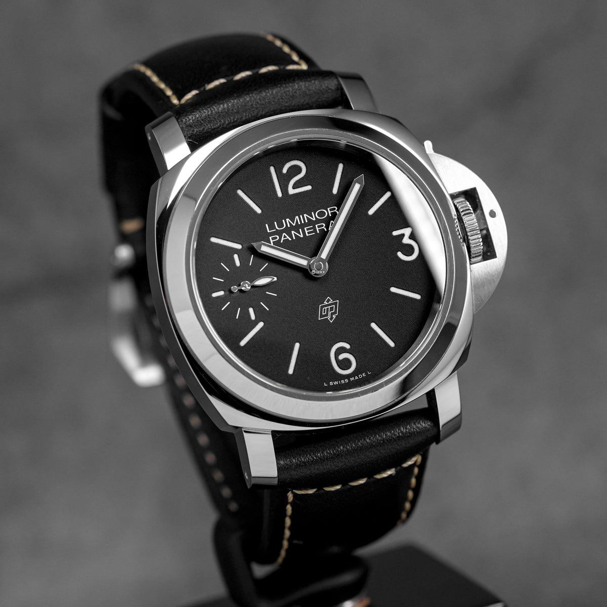 LUMINOR LOGO 44MM BLACK DIAL PAM 1084 (2024)