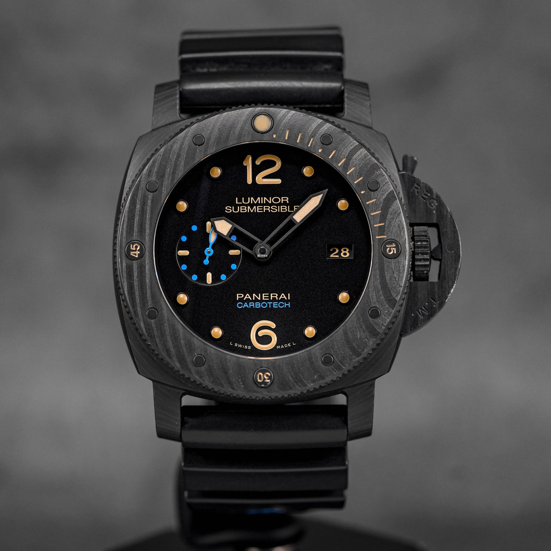 PANERAI LUMINOR SUBMERSIBLE 1950 DAYS CARBOTECH 47MM PAM 616