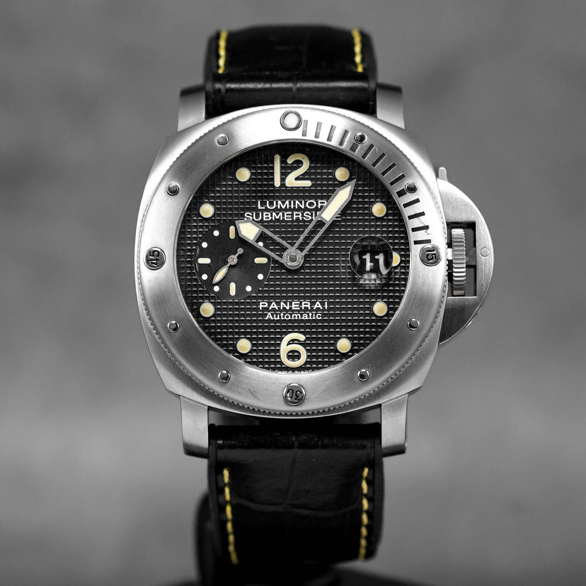 Harga Panerai Luminor Submersible PAM 025