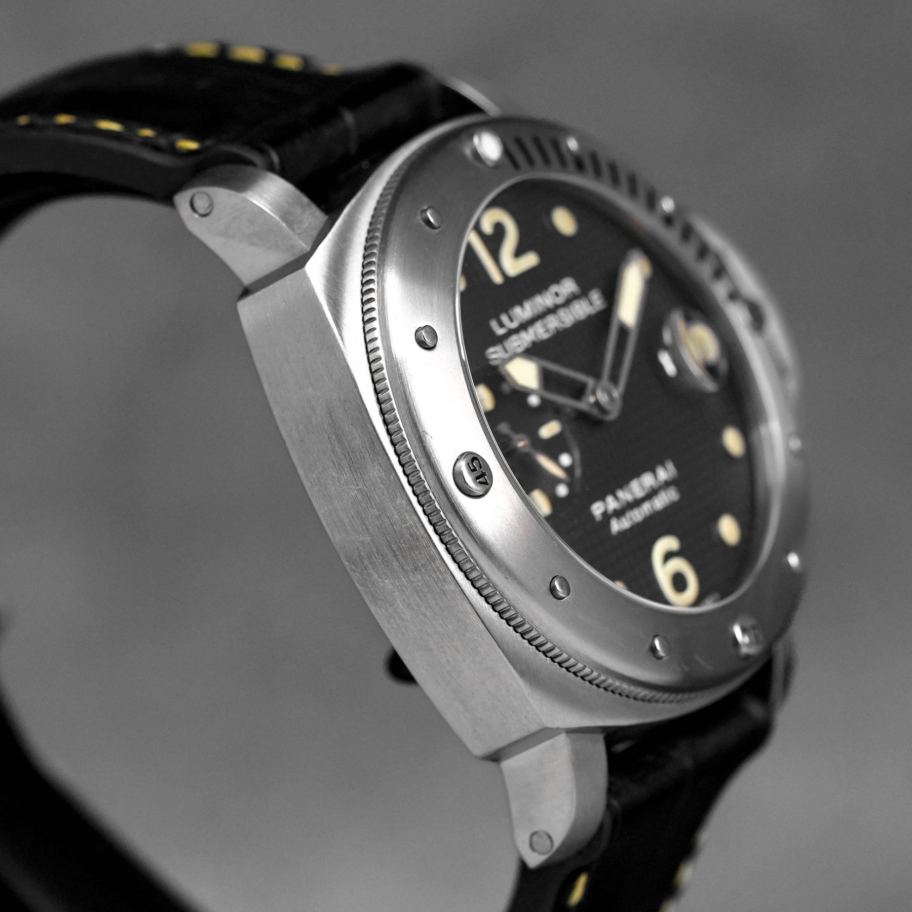 Harga Panerai Luminor Submersible PAM 025