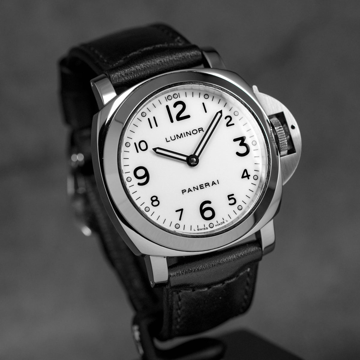 Harga Panerai PAM 114