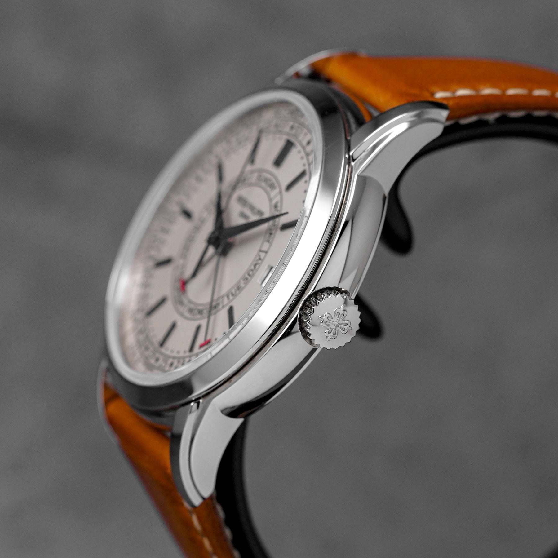 CALATRAVA 5212A WEEKLY CALENDER SILVER DIAL (2024)